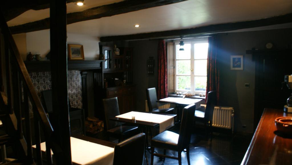 B&B Le Secret Du Bois Bourseigne-Vieille Exterior foto