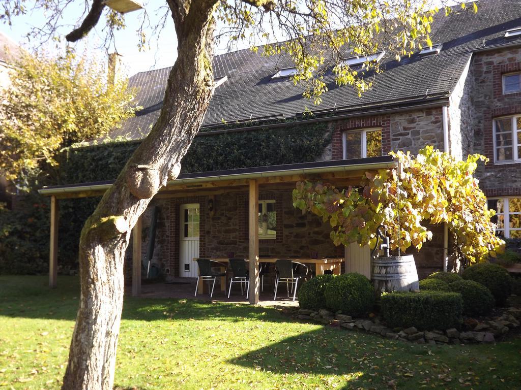 B&B Le Secret Du Bois Bourseigne-Vieille Exterior foto